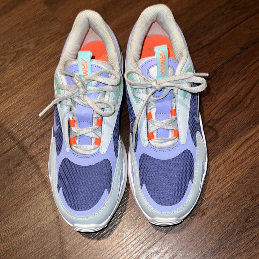 Grade School Nike Air Max Bolt